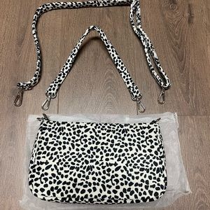 Animal print pattern shoulder / crossbody bag